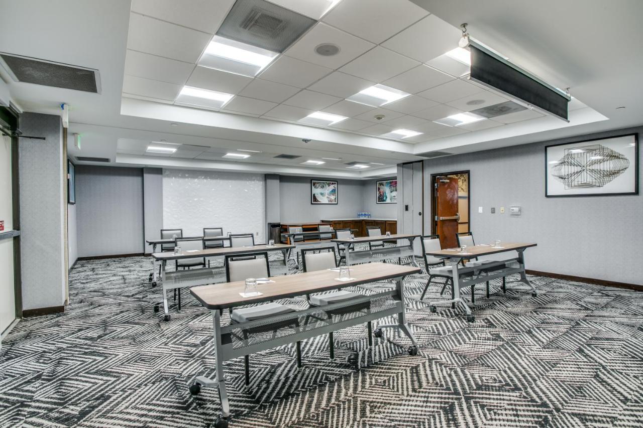 Hyatt Place Fort Worth/Хърст Екстериор снимка